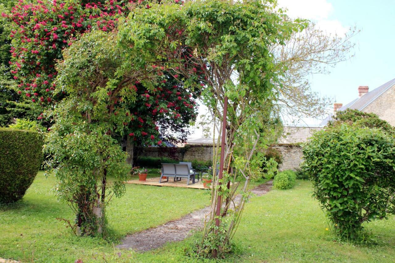 Bed and Breakfast Safranière de la Venelle du Moulin à Jort Extérieur photo